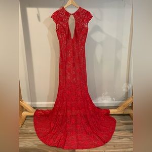 Red Vintage Lace Prom Dress